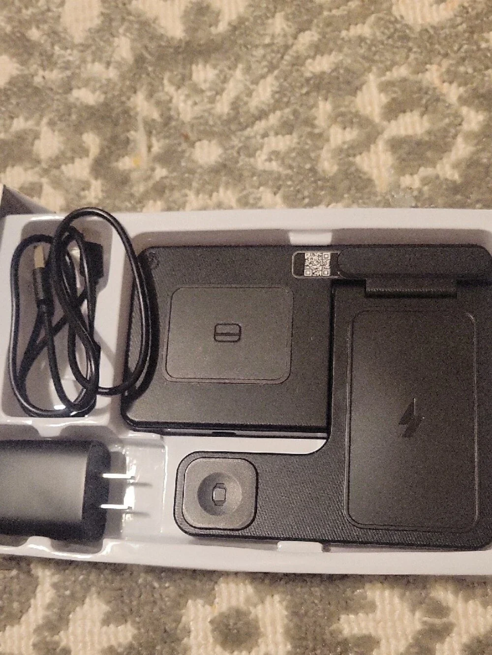 3-in-1 Wireless Charging Station - Black